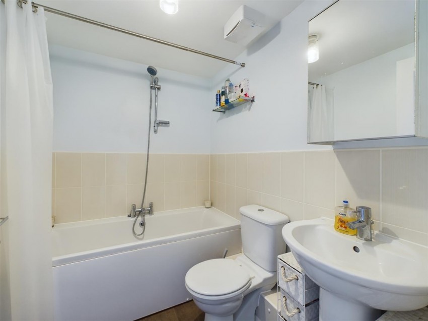 Images for Montreal Close, Peacehaven