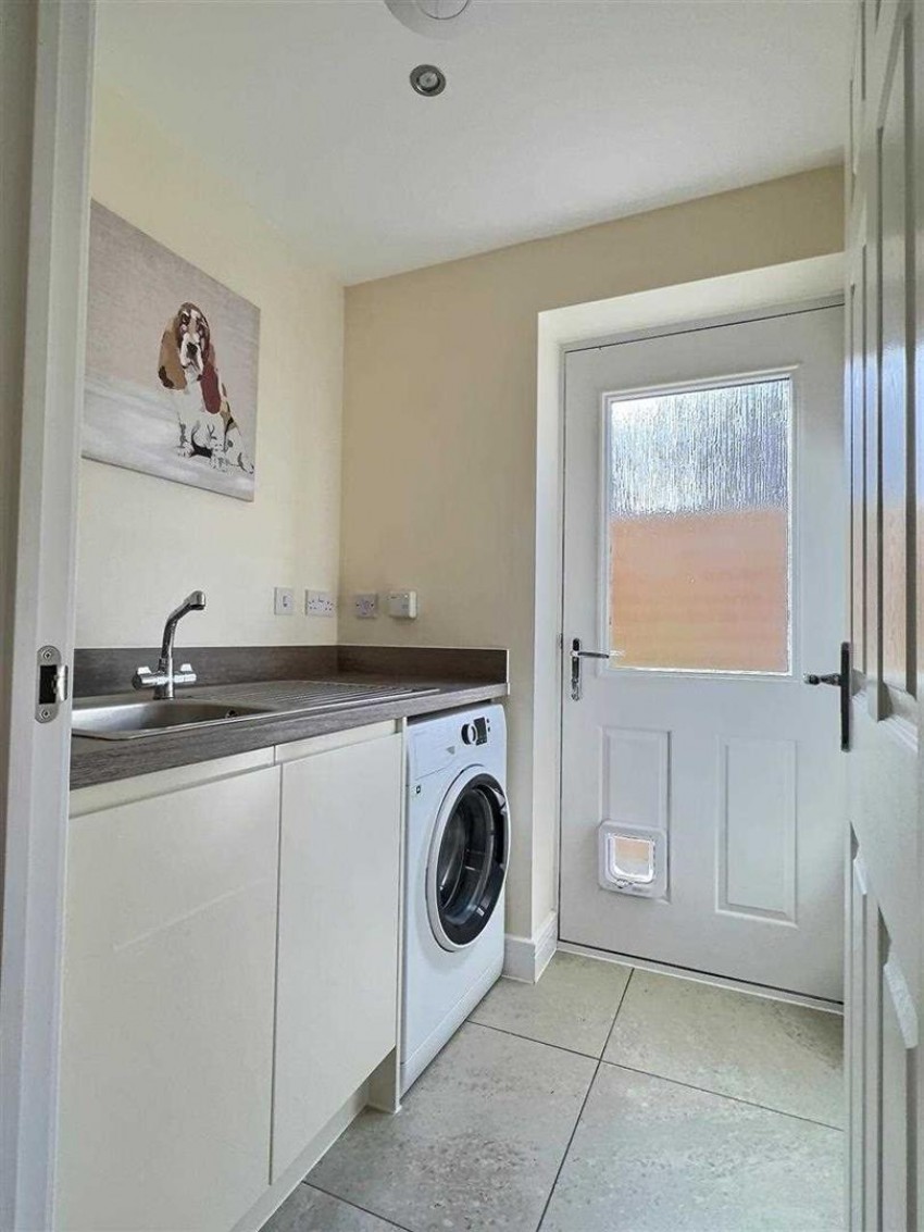 Images for Springfield Gardens,Gnosall