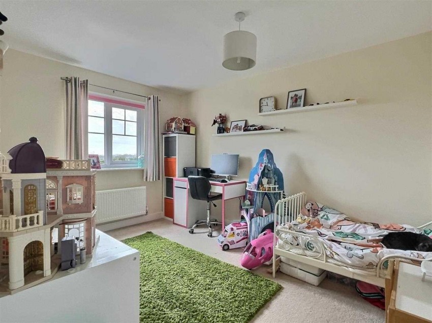 Images for Springfield Gardens,Gnosall