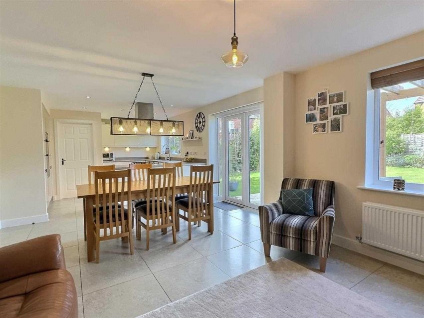 Images for Springfield Gardens,Gnosall