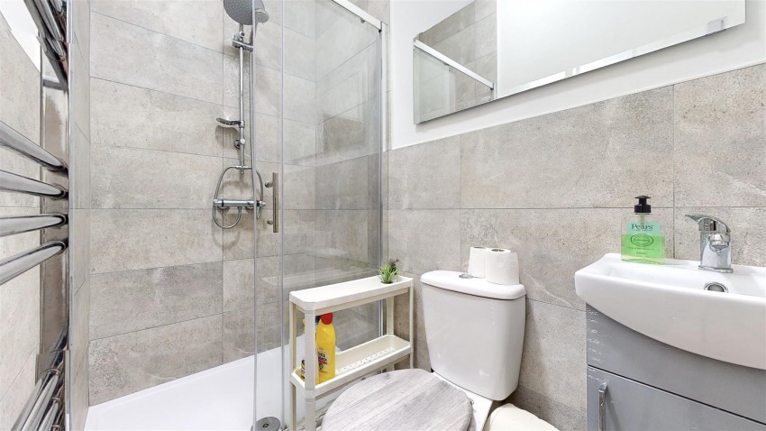 Images for Room 5 122 Lawrence Road, Liverpool