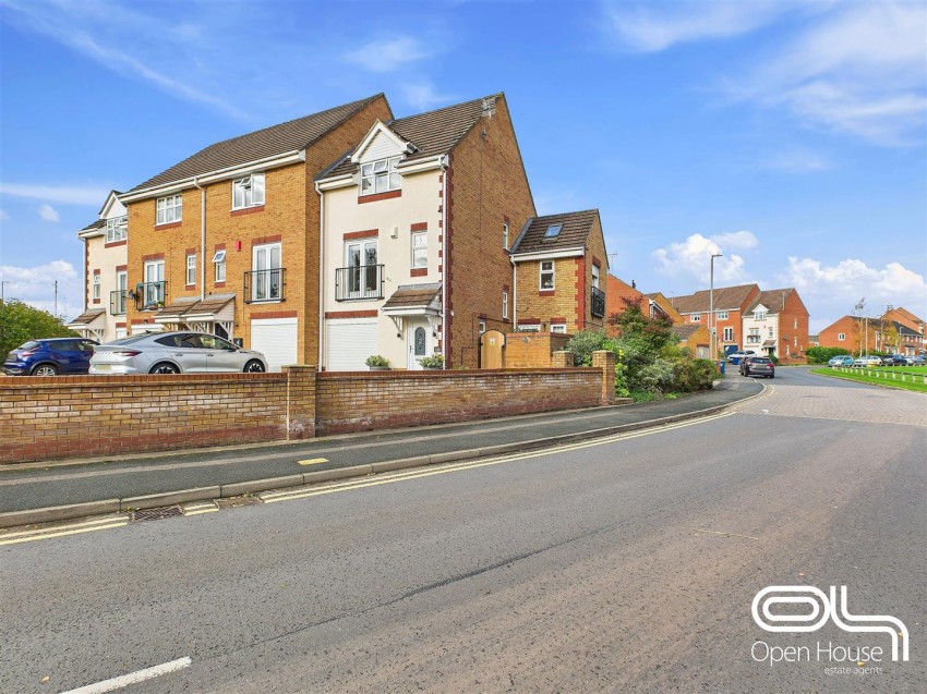 Images for Spruce Way, Stafford