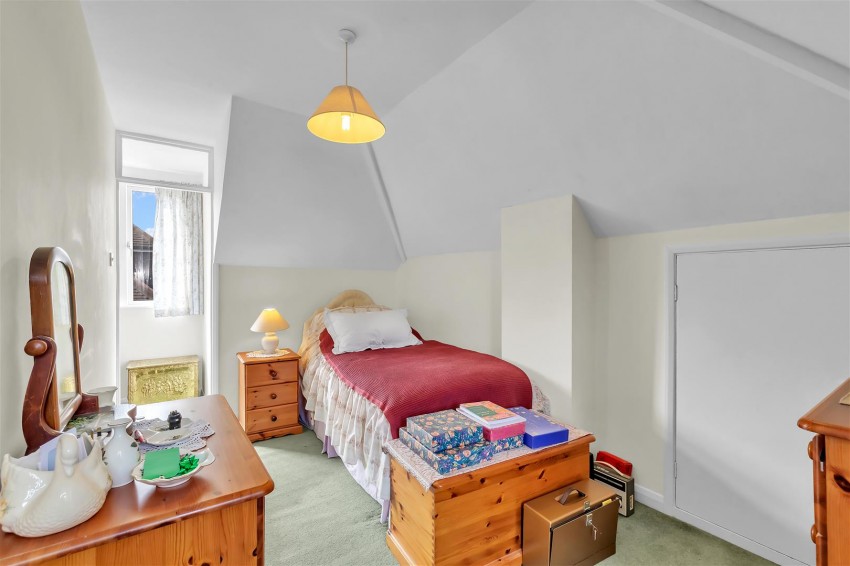 Images for Cavendish Close, Horsham