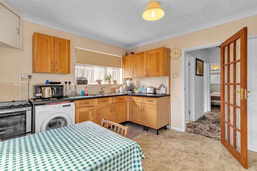 Images for Cavendish Close, Horsham