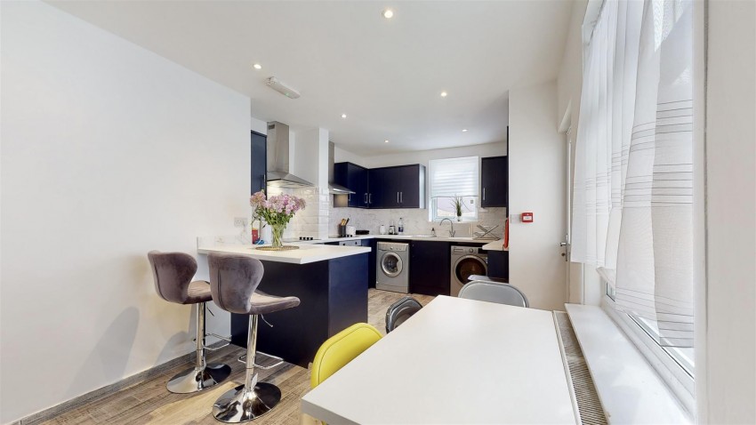 Images for Room 4, Lawrence Road, Liverpool
