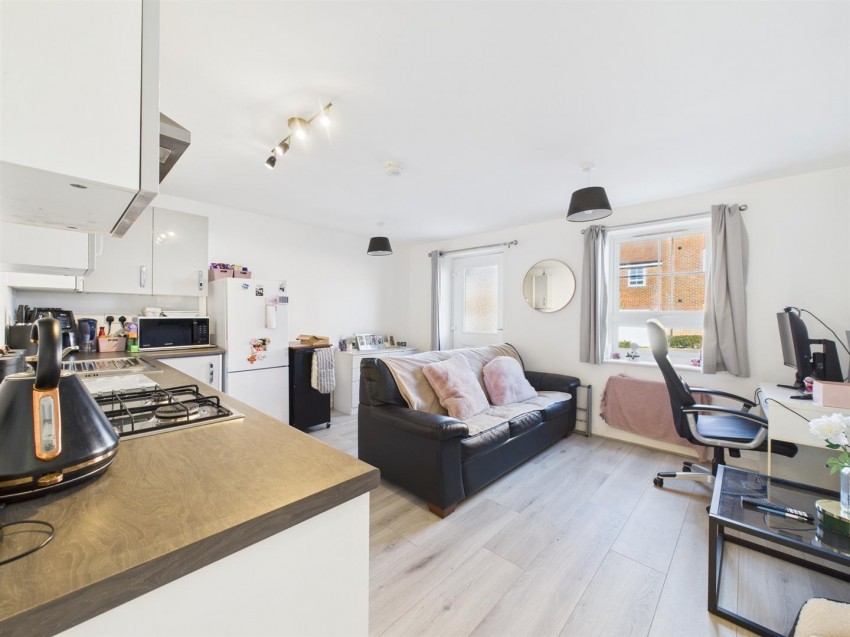 Images for Robin Lane, Peacehaven