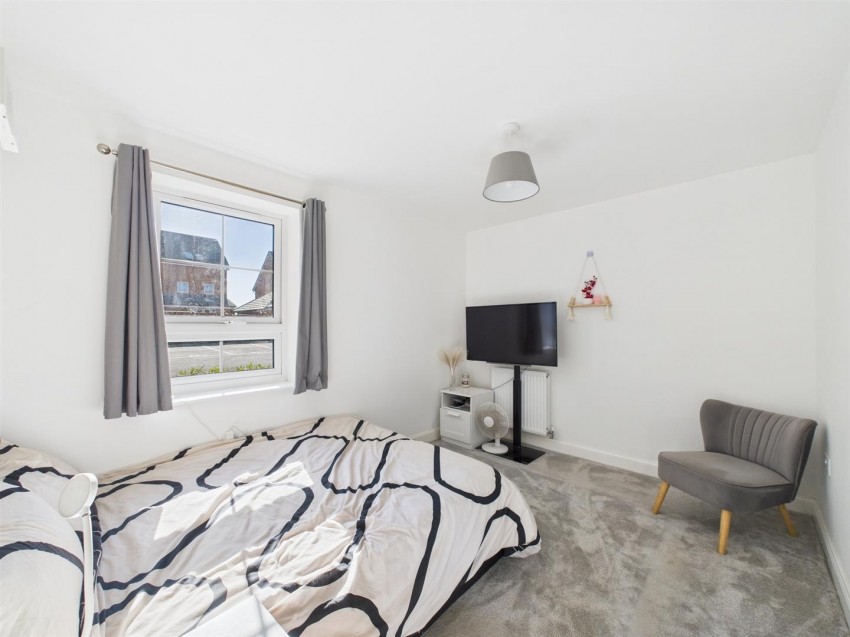 Images for Robin Lane, Peacehaven
