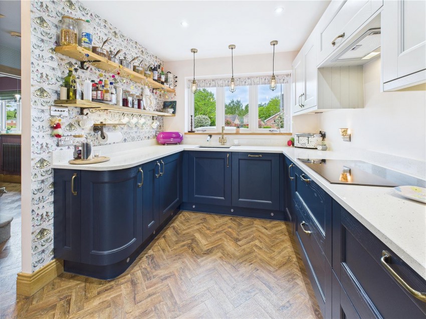 Images for Pershore Drive, Burton-on-Trent