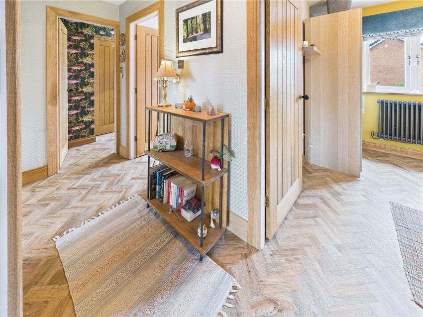 Images for Pershore Drive, Burton-on-Trent