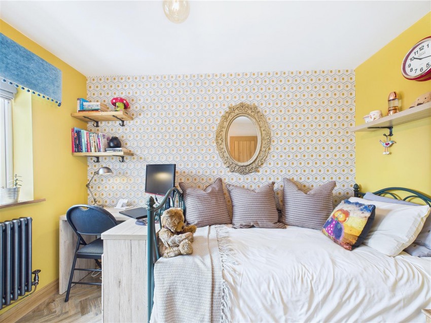 Images for Pershore Drive, Burton-on-Trent