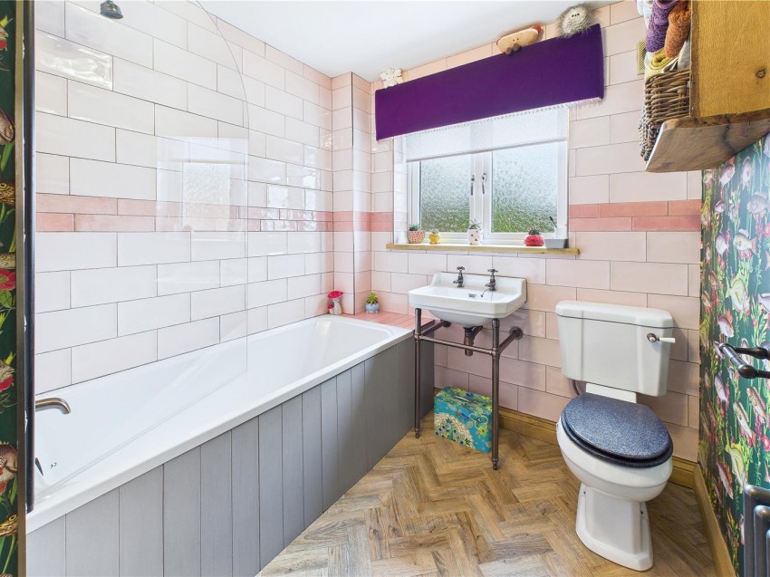 Images for Pershore Drive, Burton-on-Trent