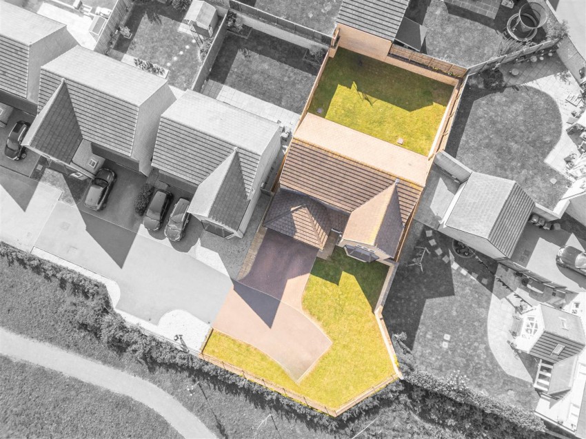 Images for Pavilion View, Lindley, Huddersfield, HD3