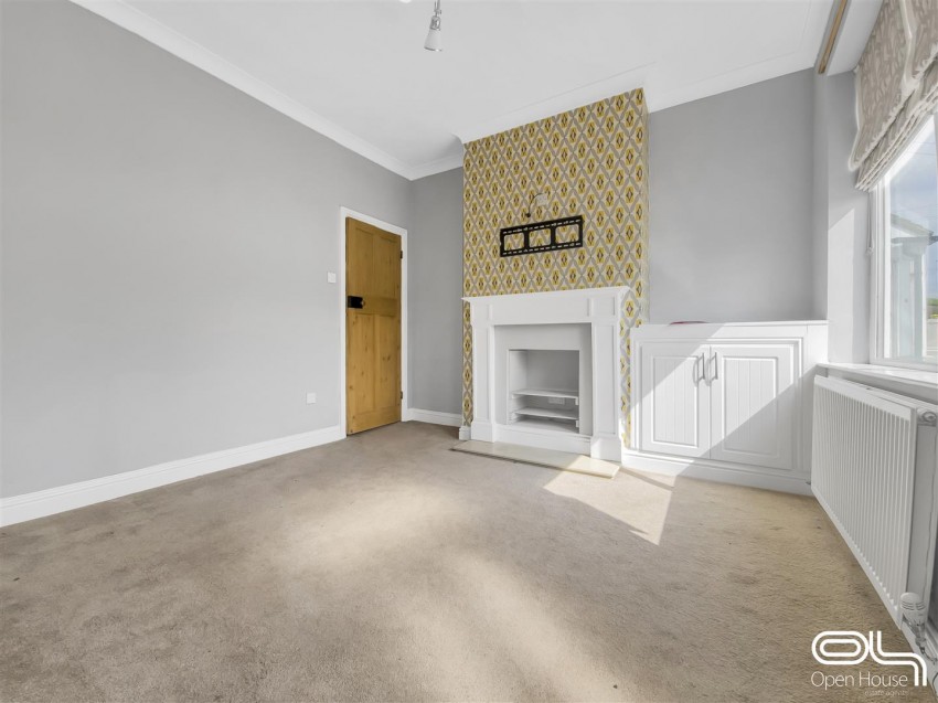 Images for Hawfield Lane, Burton-On-Trent