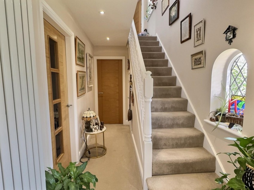 Images for Oakleigh Court, Stone