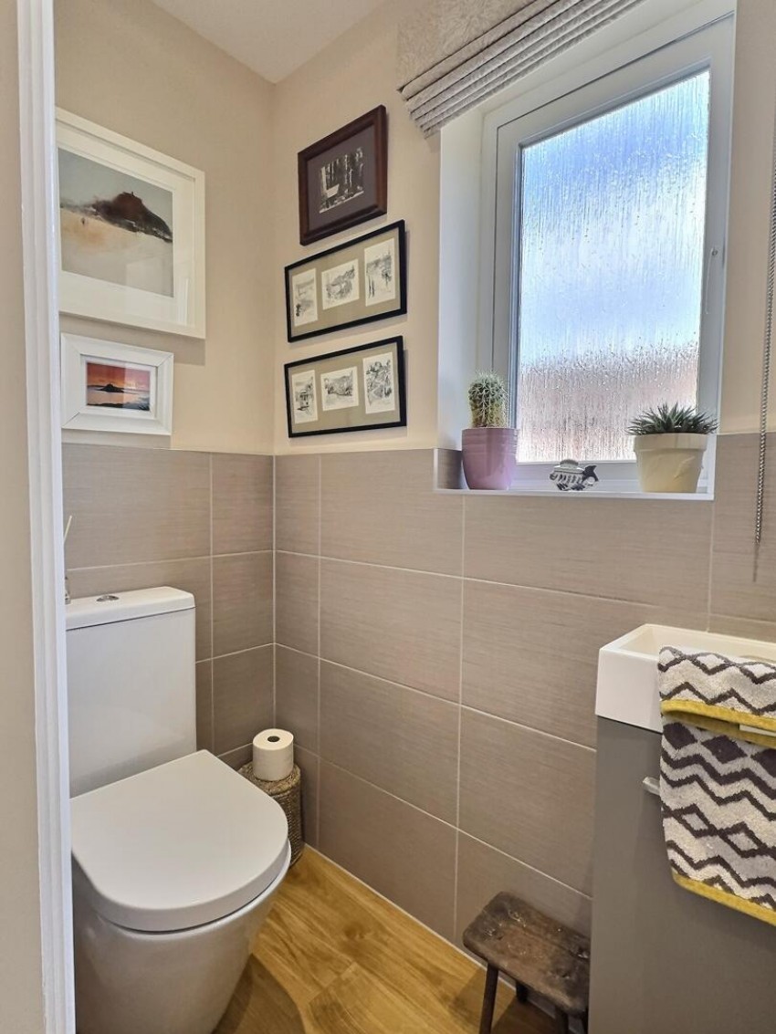 Images for Oakleigh Court, Stone