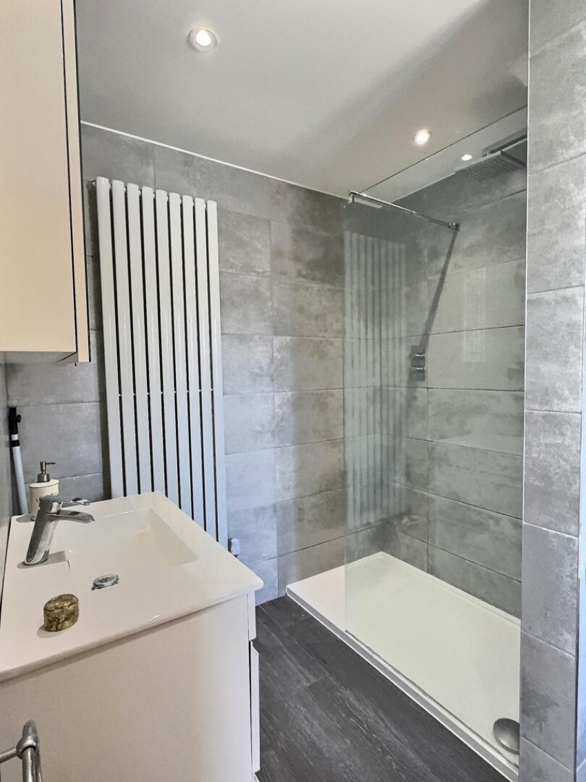 Images for Oakleigh Court, Stone