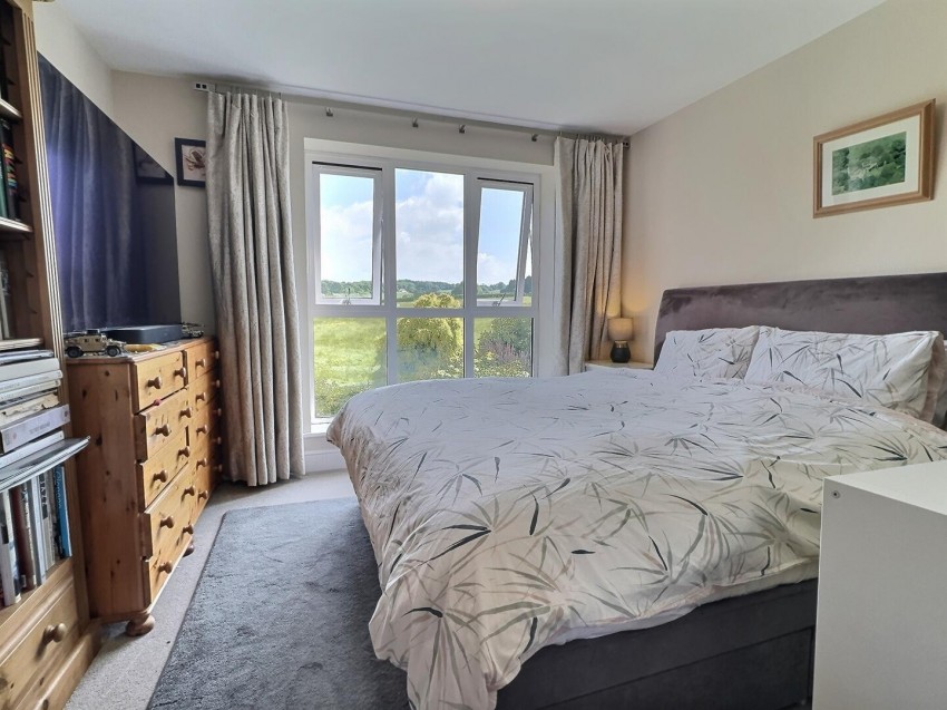 Images for Oakleigh Court, Stone