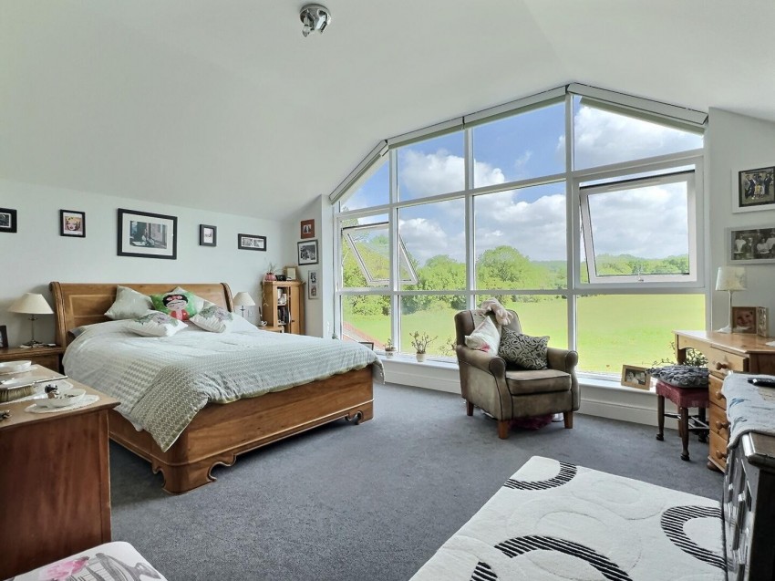 Images for Oakleigh Court, Stone