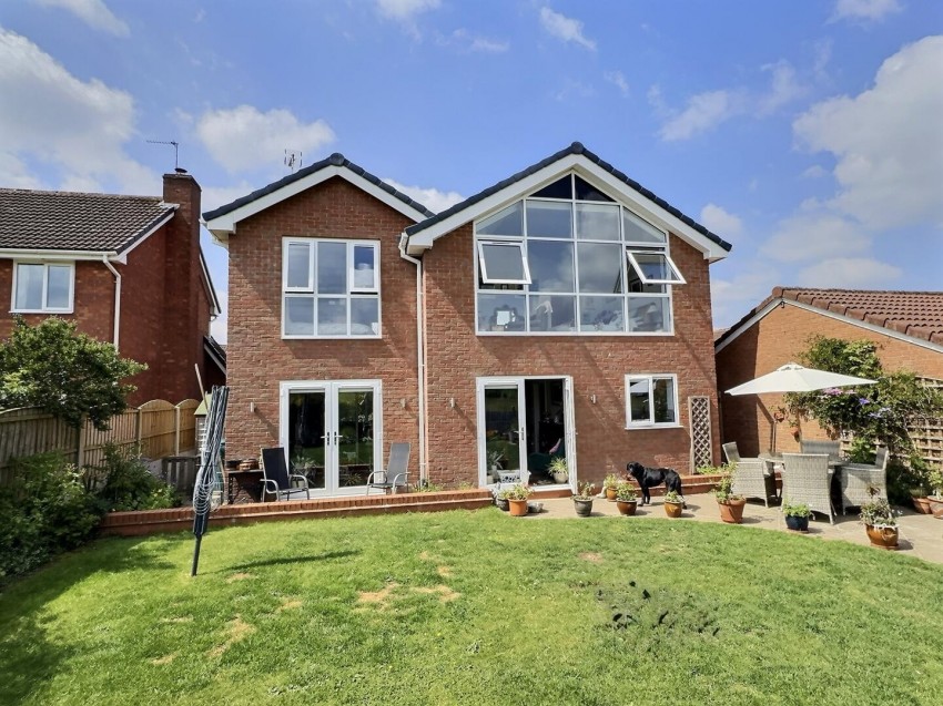Images for Oakleigh Court, Stone