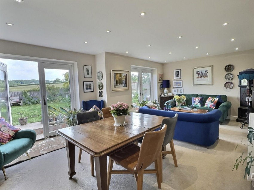 Images for Oakleigh Court, Stone