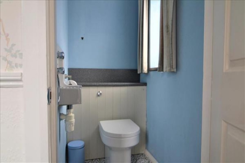 Images for Felcourt Drive