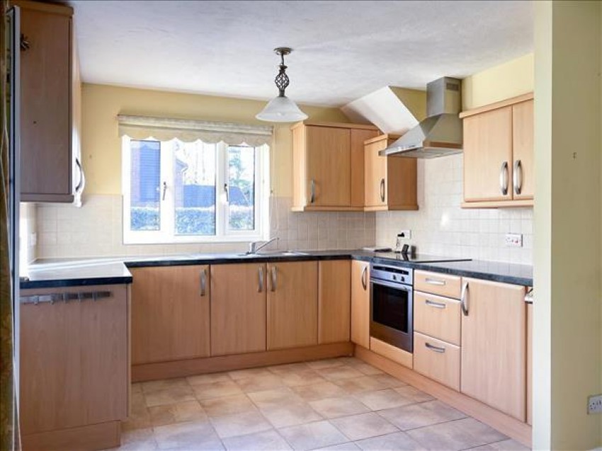 Images for Felcourt Drive
