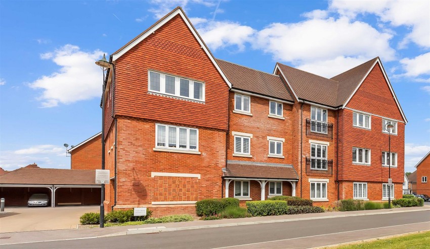 Images for Tilney Drive, Horsham