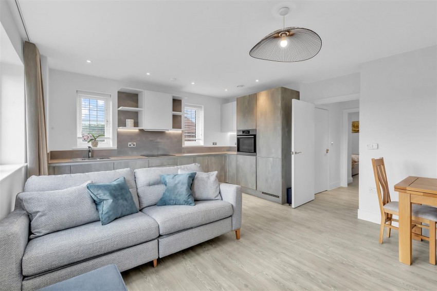 Images for Tilney Drive, Horsham