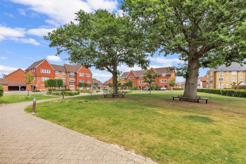 Images for Tilney Drive, Horsham