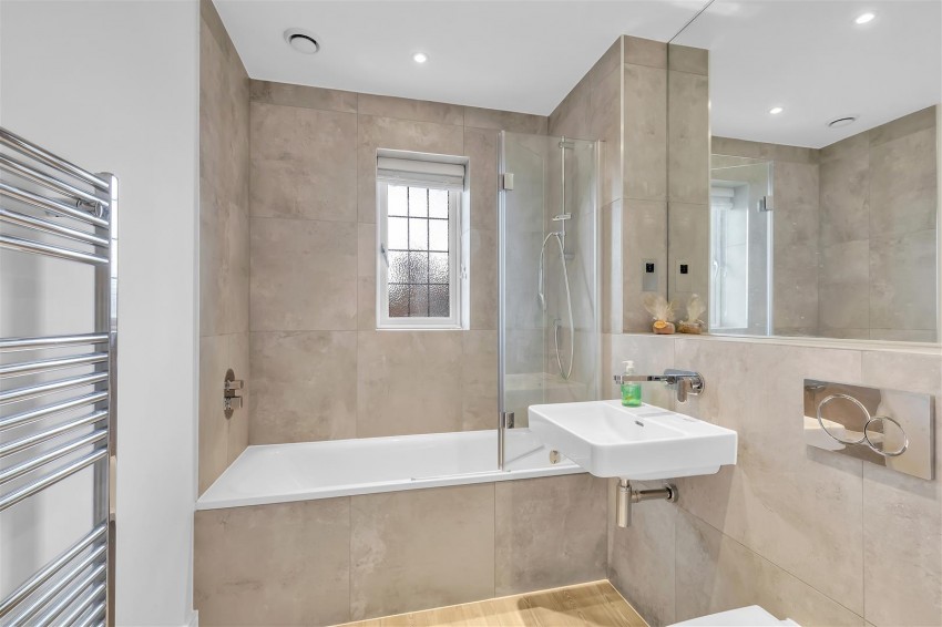 Images for Tilney Drive, Horsham