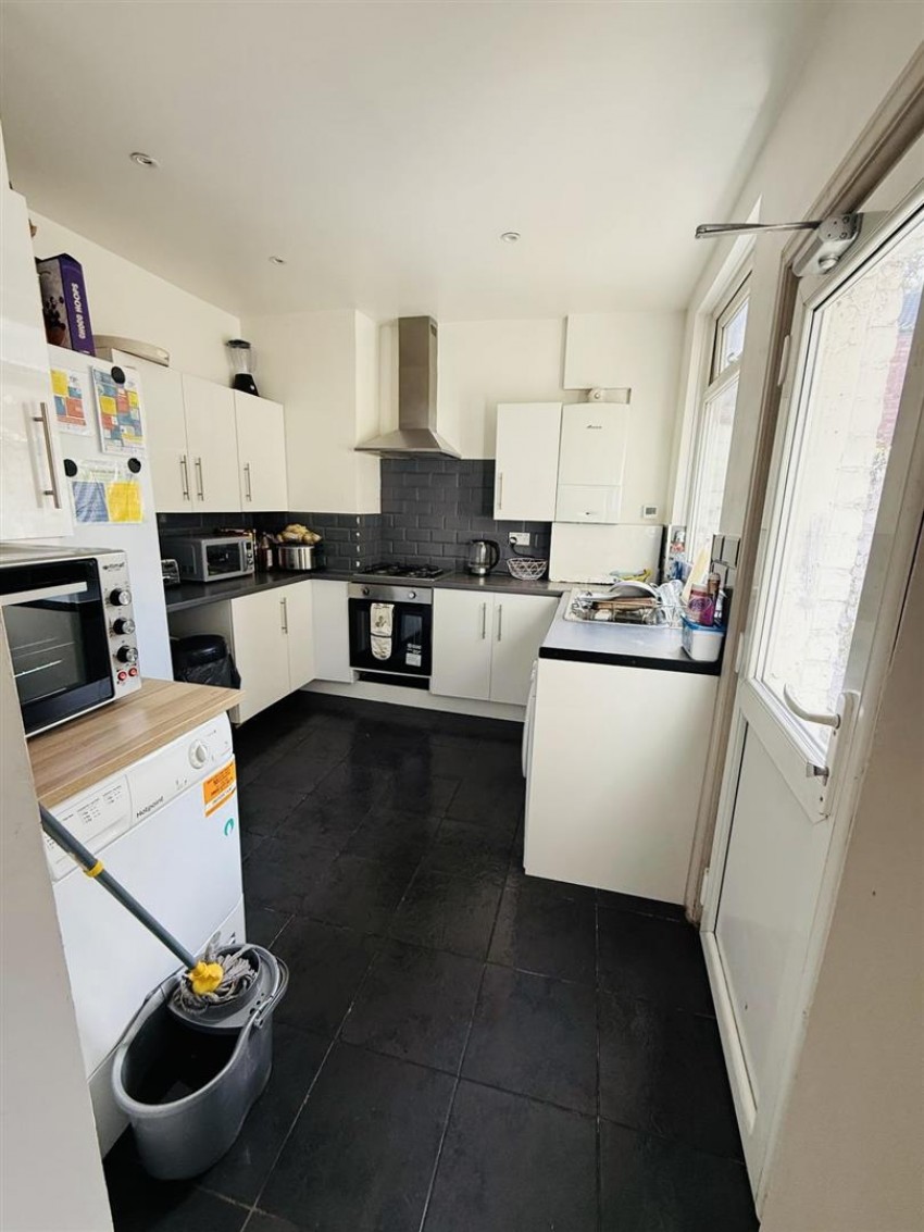Images for Room 2, Ince Avenue, Anfield