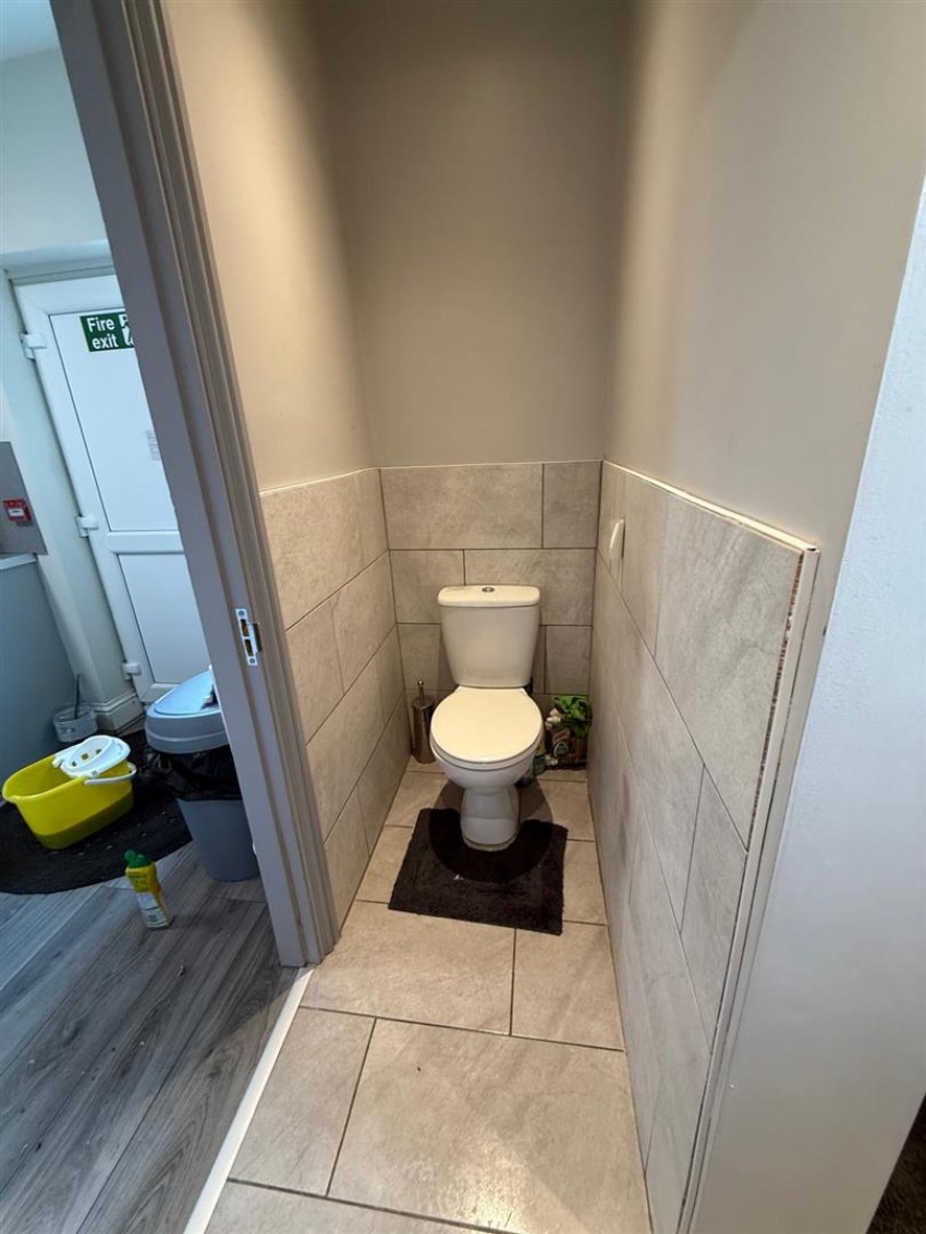 Images for Room 1 . 54 Mersey Road, Widnes