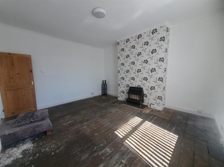 Images for Halifax Road, Staincliffe, Batley, WF17