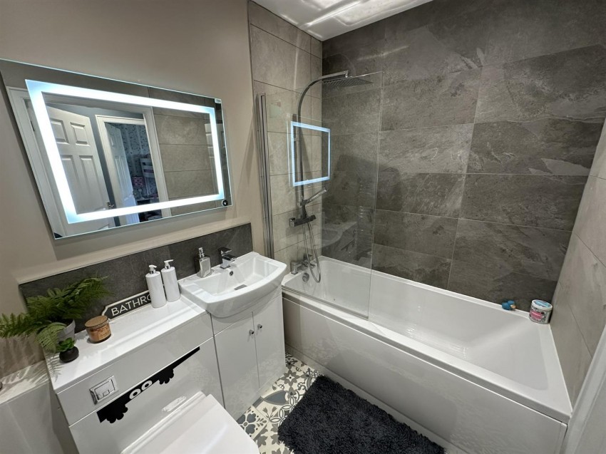 Images for Box Tree Grove, Keighley