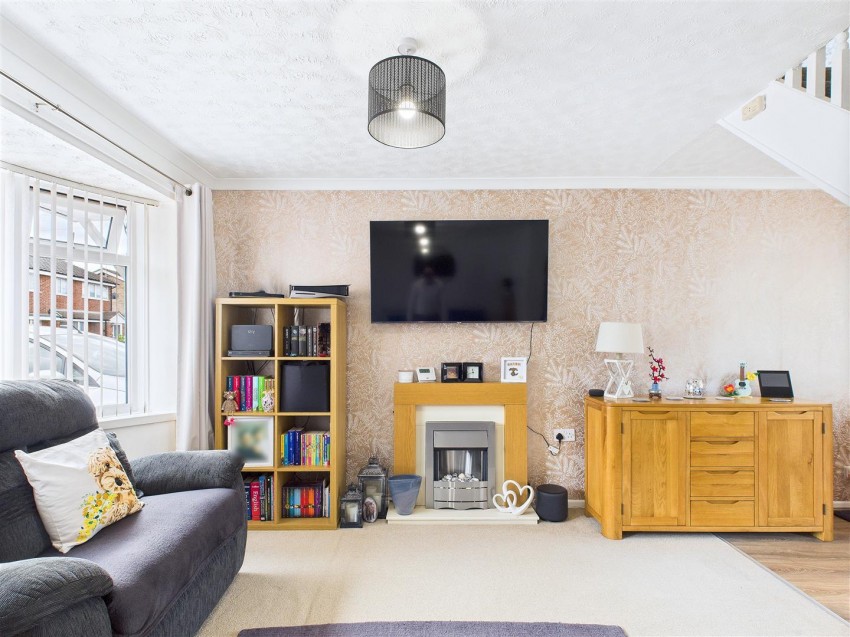 Images for Waverley Lane, Burton-On-Trent