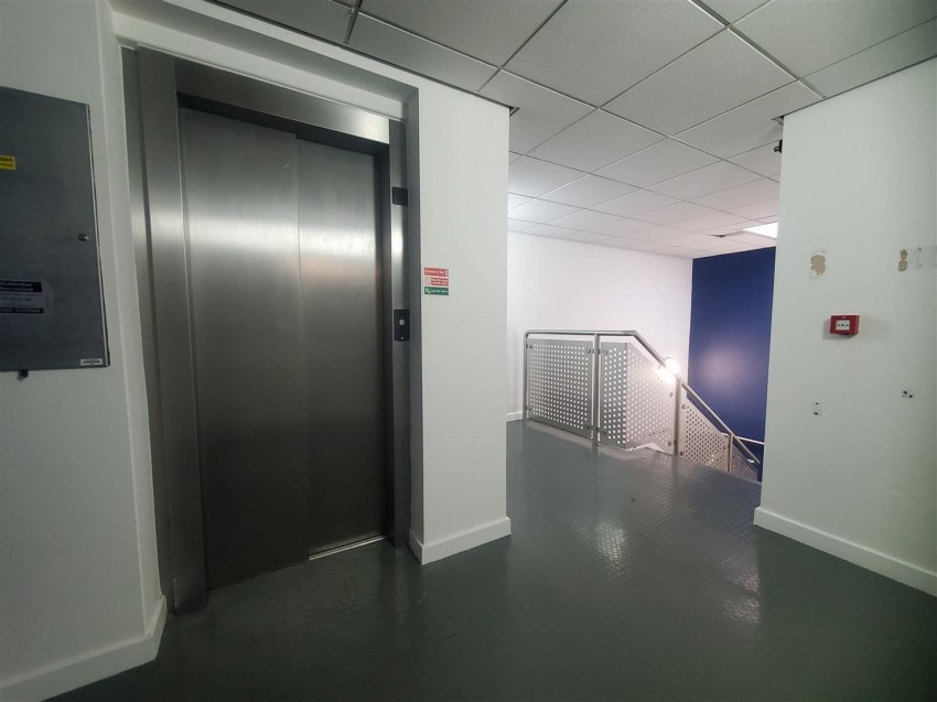 Images for The Point, Whitehall Place, Leeds, LS12