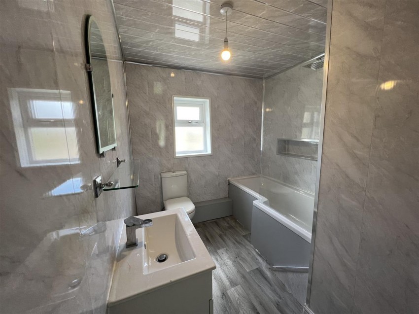 Images for Woodhouse Avenue