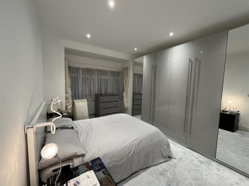 Images for Queensbury Road, London, NW9 8LS