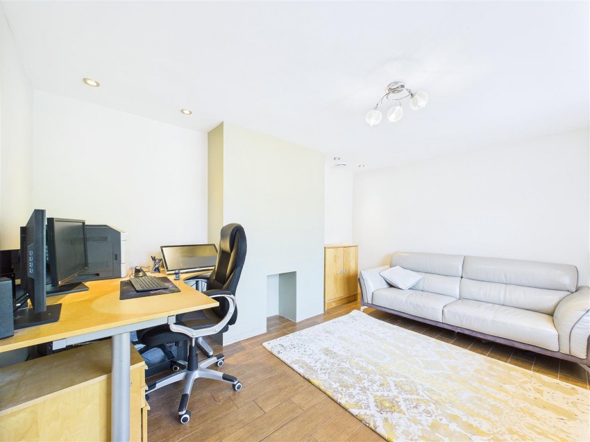 Images for Empire Road, Burton-On-Trent