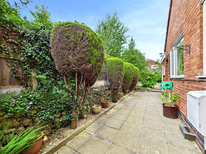 Images for York Close, Midway