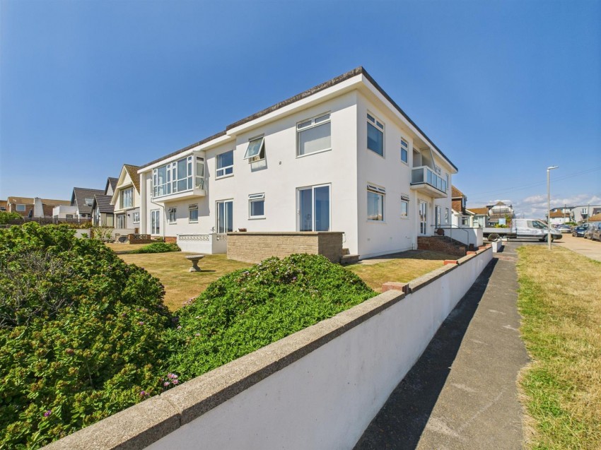 Images for Seahouse, Dorothy Avenue, Peacehaven