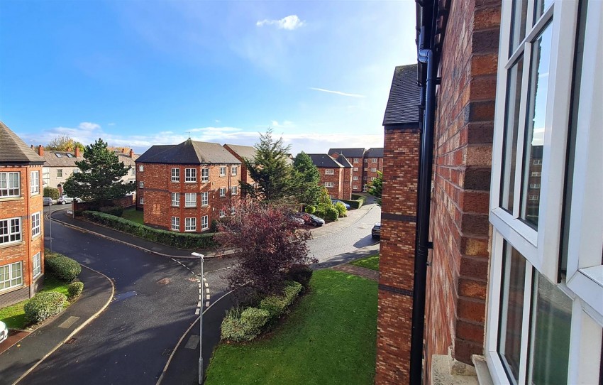 Images for Thomas Brassey Close, Chester