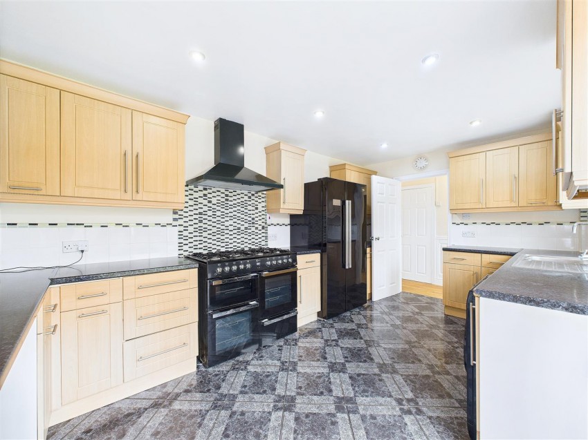 Images for Grange Close, Burton Upon Trent