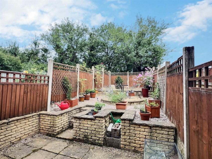 Images for Kingsland Close,,Stone