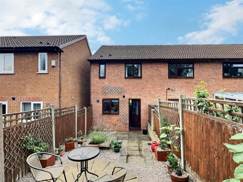 Images for Kingsland Close,,Stone