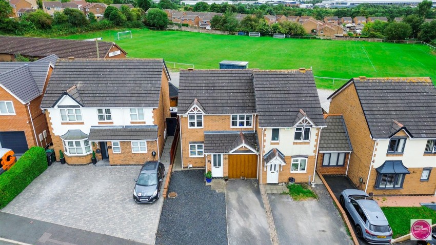 Images for The Gables, Newhall