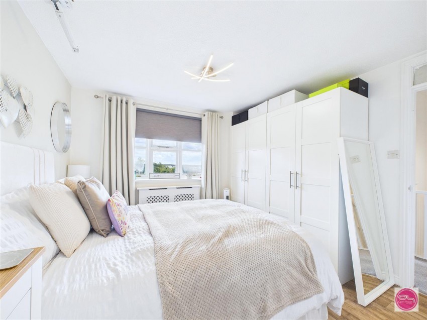 Images for The Gables, Newhall