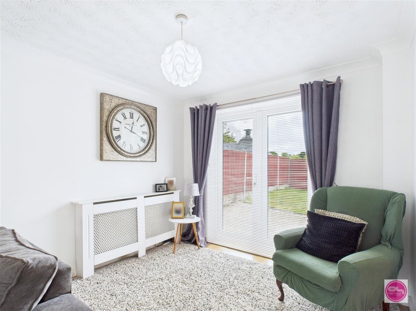 Images for The Gables, Newhall