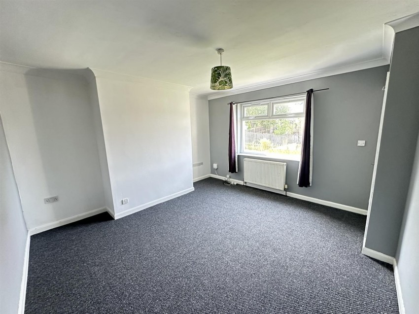 Images for Woodhouse Way, Keighley