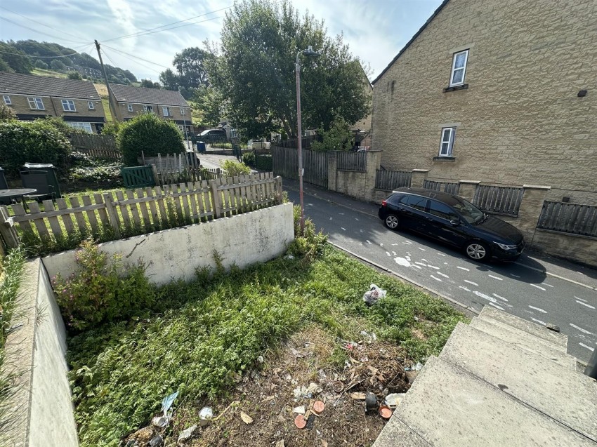 Images for Woodhouse Way, Keighley